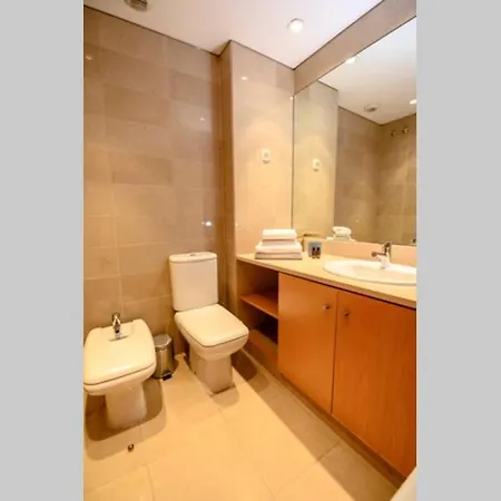 Apartment D. Joao In Parque Nacoes Lissabon
