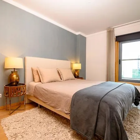 Apartment D. Joao In Parque Nacoes Lisbon