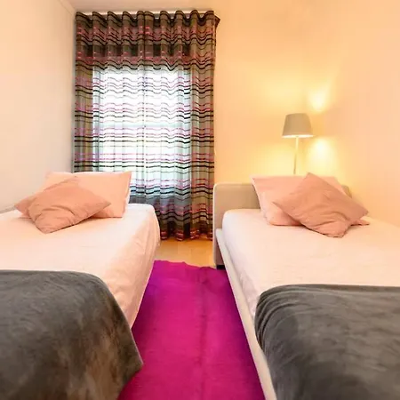 Apartment D. Joao In Parque Nacoes Lisbon